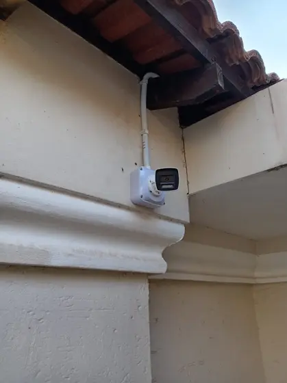Bullet camera under the eave, driveway coverage